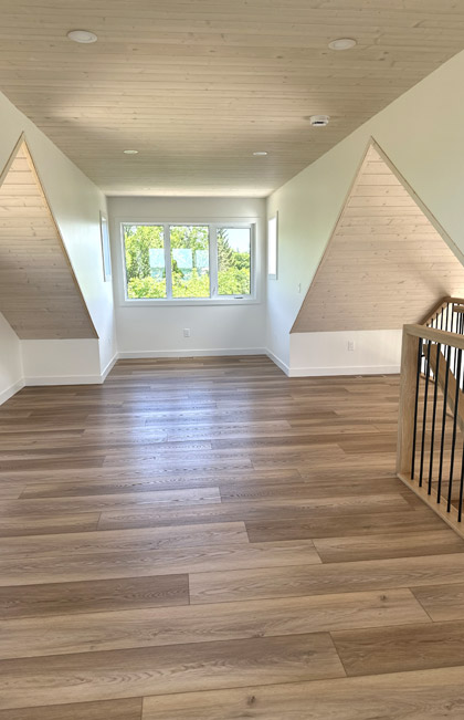 lakehouse-upstairs